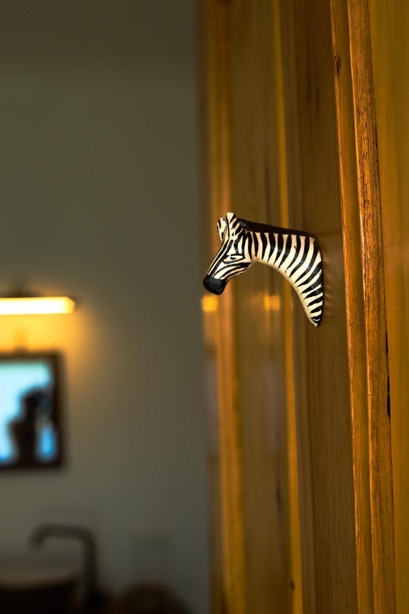 Hakuna Woga Inn Arusha Bagian luar foto
