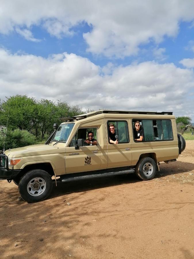 Hakuna Woga Inn Arusha Bagian luar foto